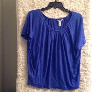 S blue top